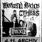 ein Schwarzweißfoto einer Gruppe aus 7 leger gekleideten Männern, darüber die Logos der Bands. Untern steht das Datum 4.11 und "Archiv"